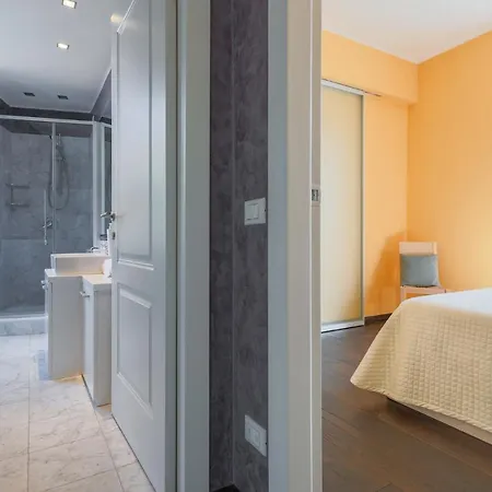 Appartement Sforni - By Myhomeincomo *